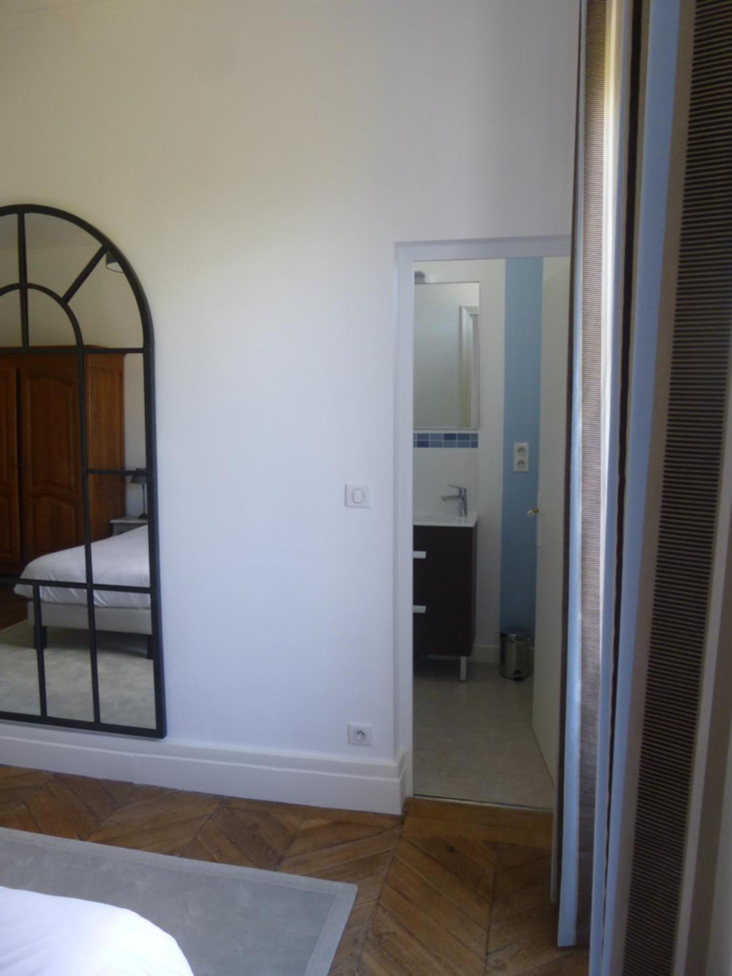 Bed and Breakfast Cedre Et Charme Saint-Branchs Exterior foto